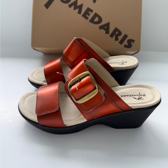 DROMEDARIS - Jesse Leather Wedge Sandals - Picture 3 of 8